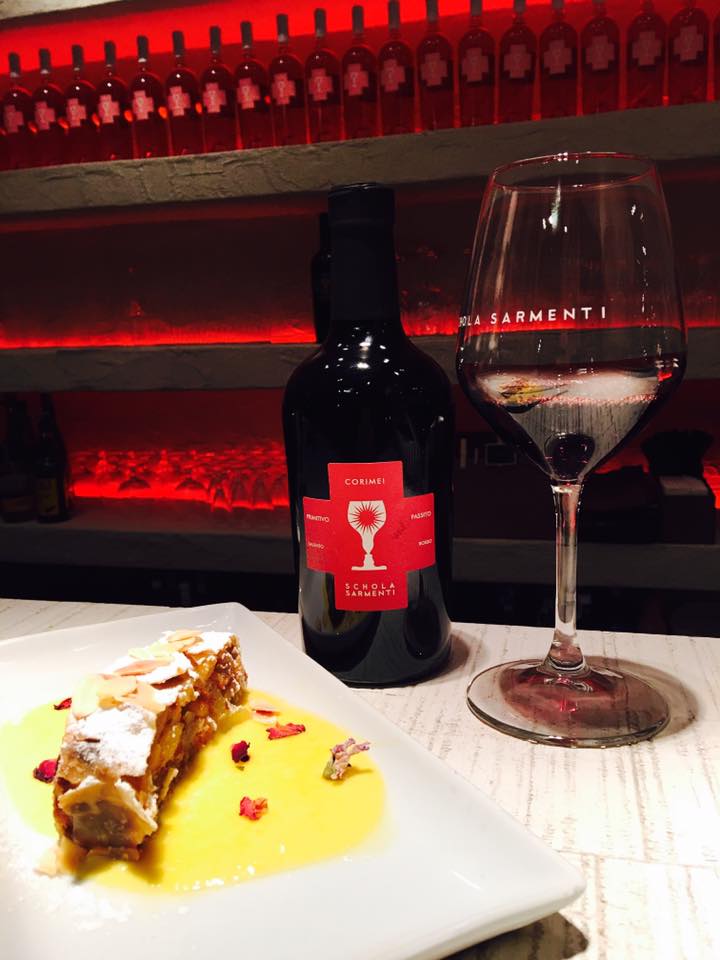 Rượu Vang Chén Thánh Schola Sarmenti Corimei